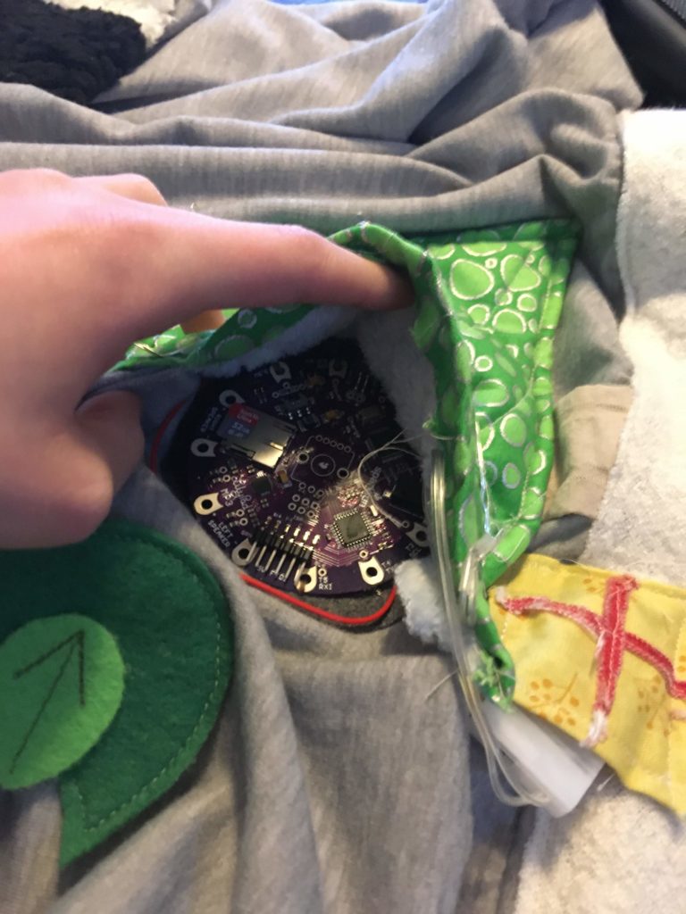 Arduino hidden behind the Christmas tree